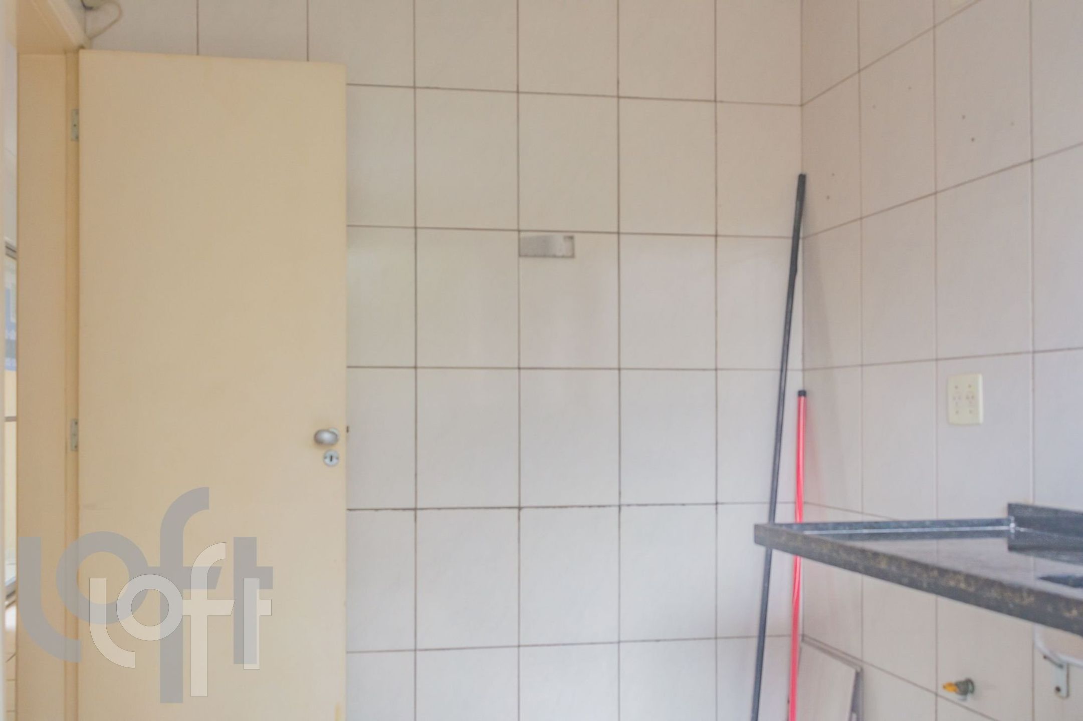 Apartamento à venda com 3 quartos, 80m² - Foto 18