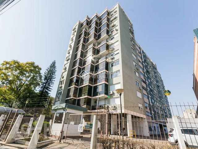 Apartamento com 80m², 2 dormitórios, Menino Deus em Porto Alegre