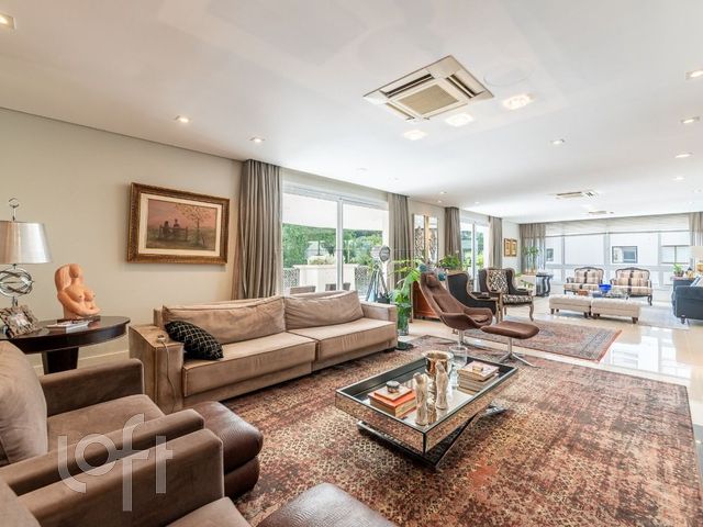 Apartamento com 333m², 3 dormitórios, 3 suítes, Bela Vista em Porto Alegre