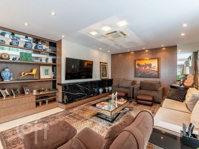 Apartamento com 333m², 3 dormitórios, 3 suítes, Bela Vista em Porto Alegre