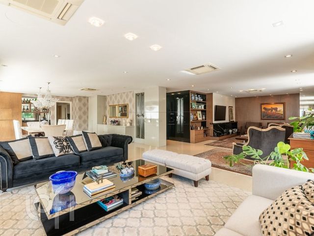 Apartamento com 333m², 3 dormitórios, 3 suítes, Bela Vista em Porto Alegre