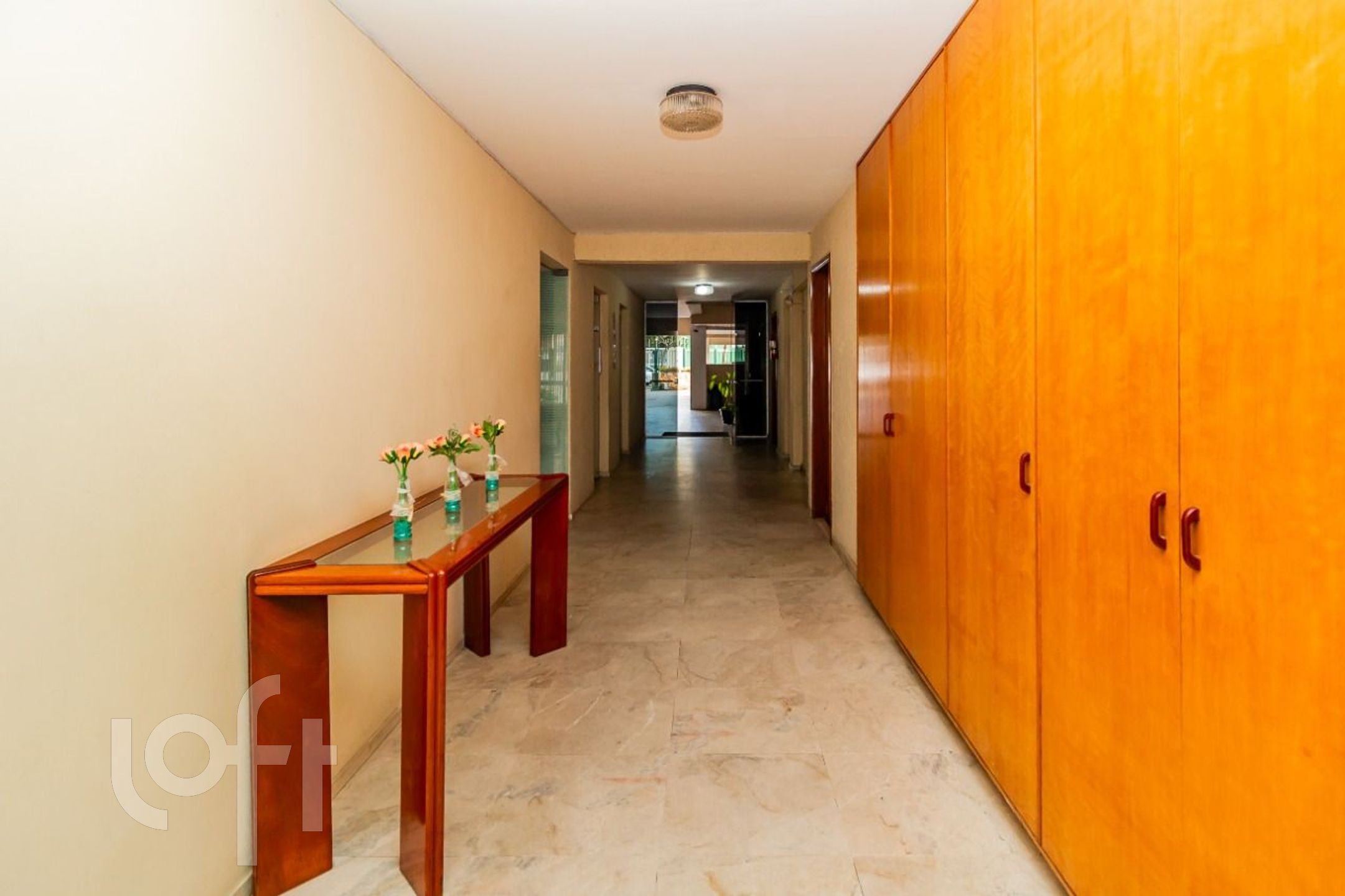 Apartamento à venda com 2 quartos, 85m² - Foto 27