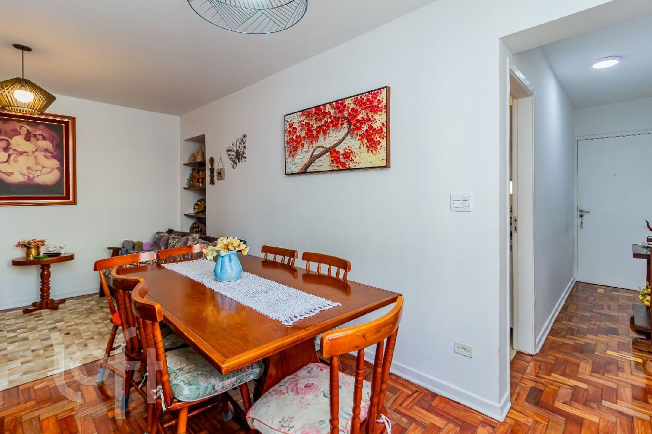 Apartamento à venda com 2 quartos, 85m² - Foto 4