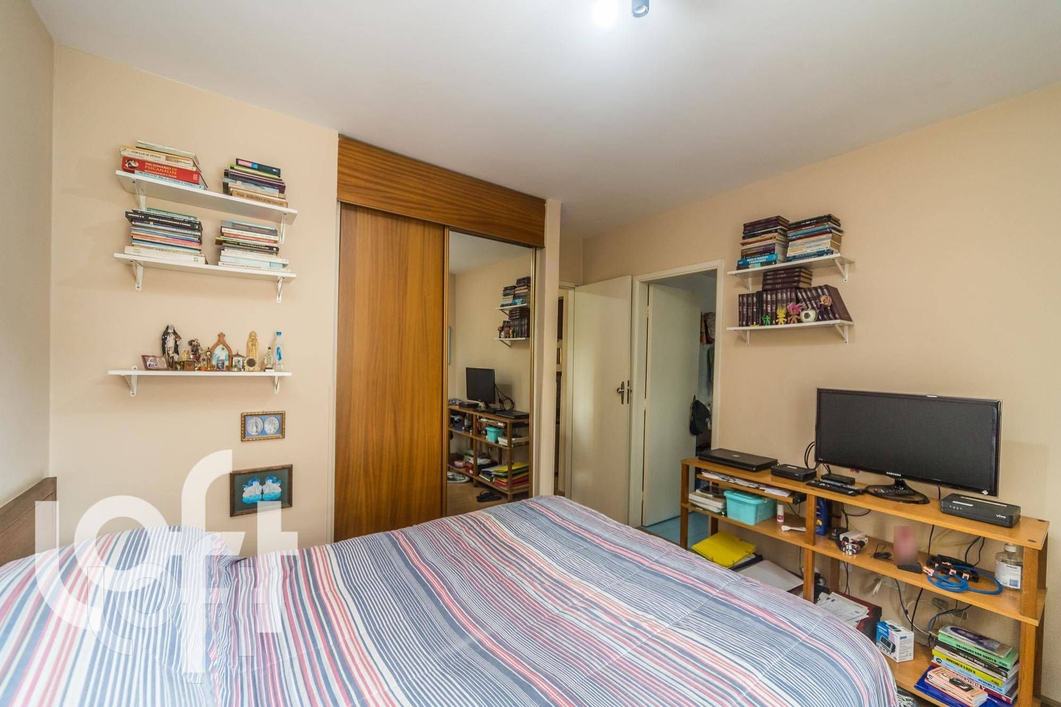 Apartamento à venda com 1 quarto, 35m² - Foto 2