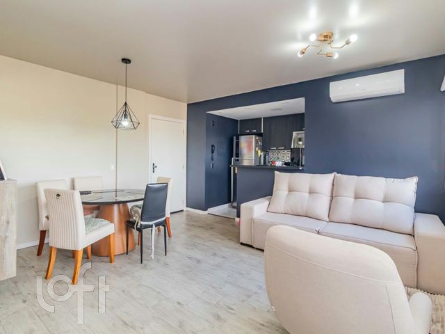 Apartamento com 65m², 2 dormitórios, 1 suíte, 1 vaga, Vila Ipiranga em Porto Alegre