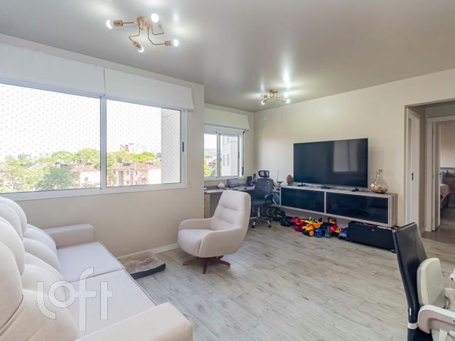 Apartamento com 65m², 2 dormitórios, 1 suíte, 1 vaga, Vila Ipiranga em Porto Alegre