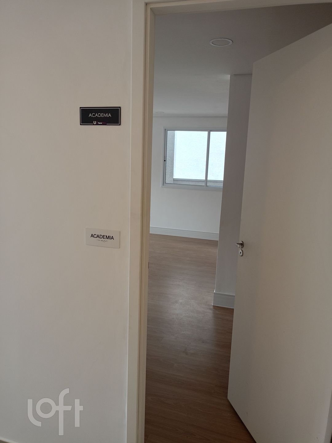 Apartamento à venda com 1 quarto, 27m² - Foto 15