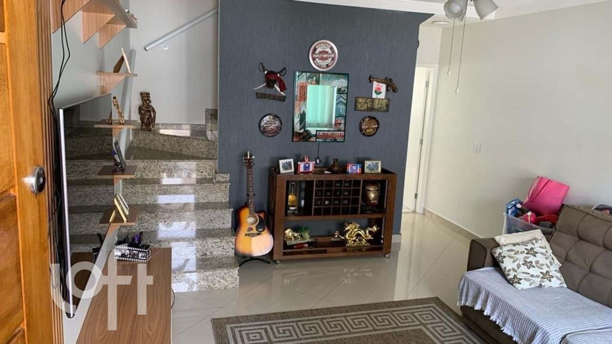 Casa à venda com 2 quartos, 130m² - Foto 1