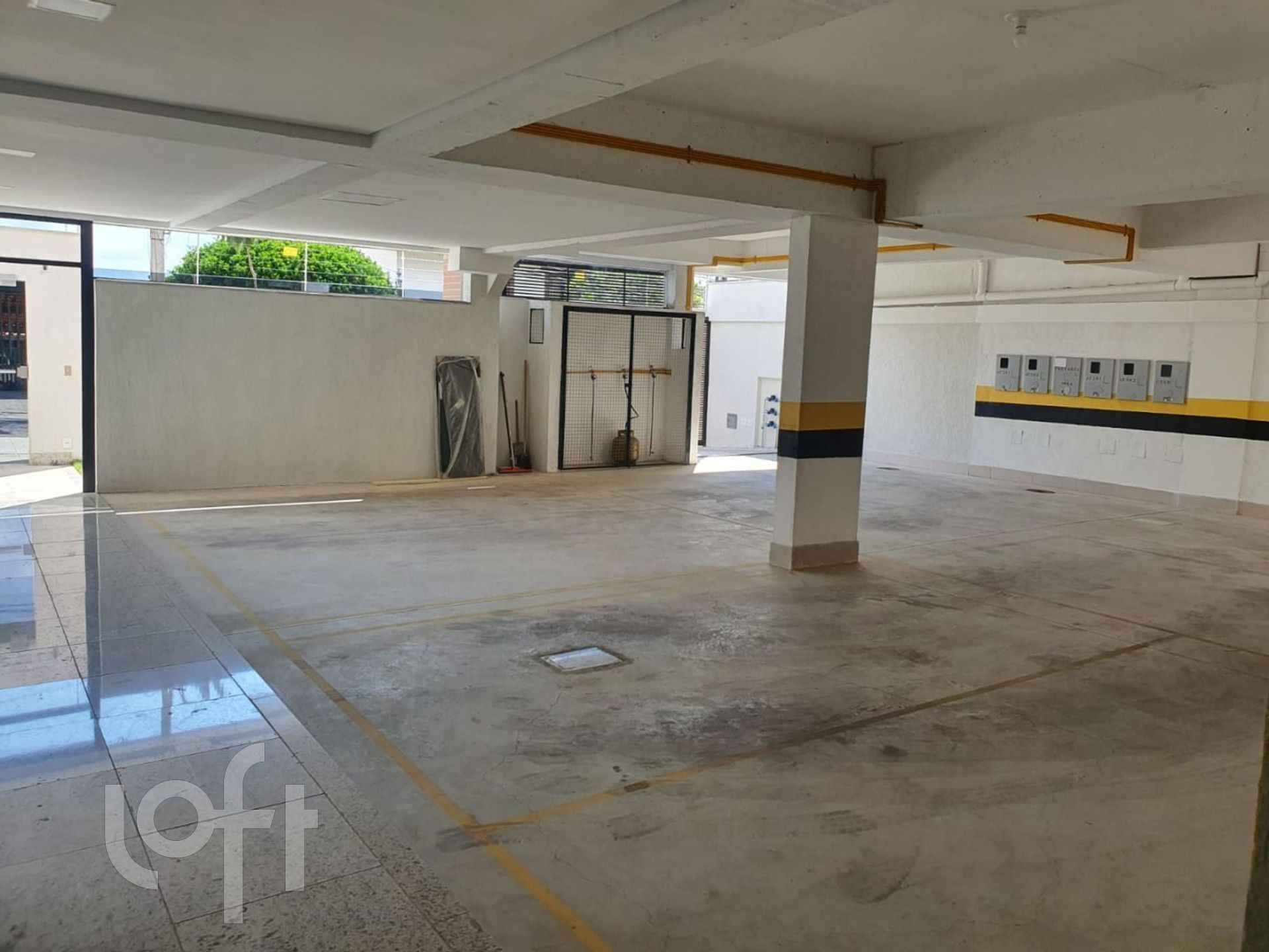 Apartamento à venda com 4 quartos, 106m² - Foto 1