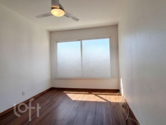 Apartamento com 62m², 2 dormitórios, Floresta em Porto Alegre