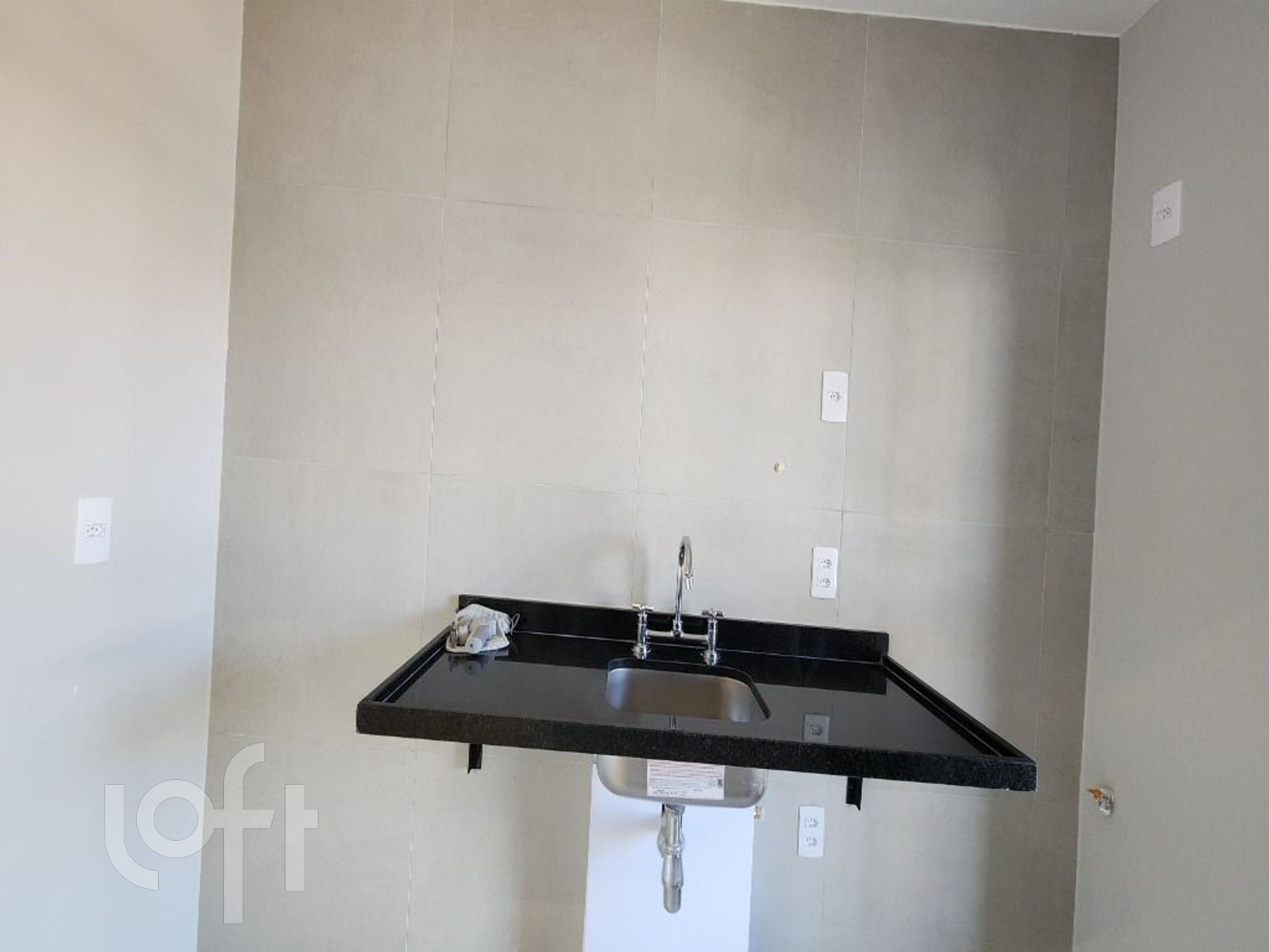 Apartamento à venda com 1 quarto, 38m² - Foto 11