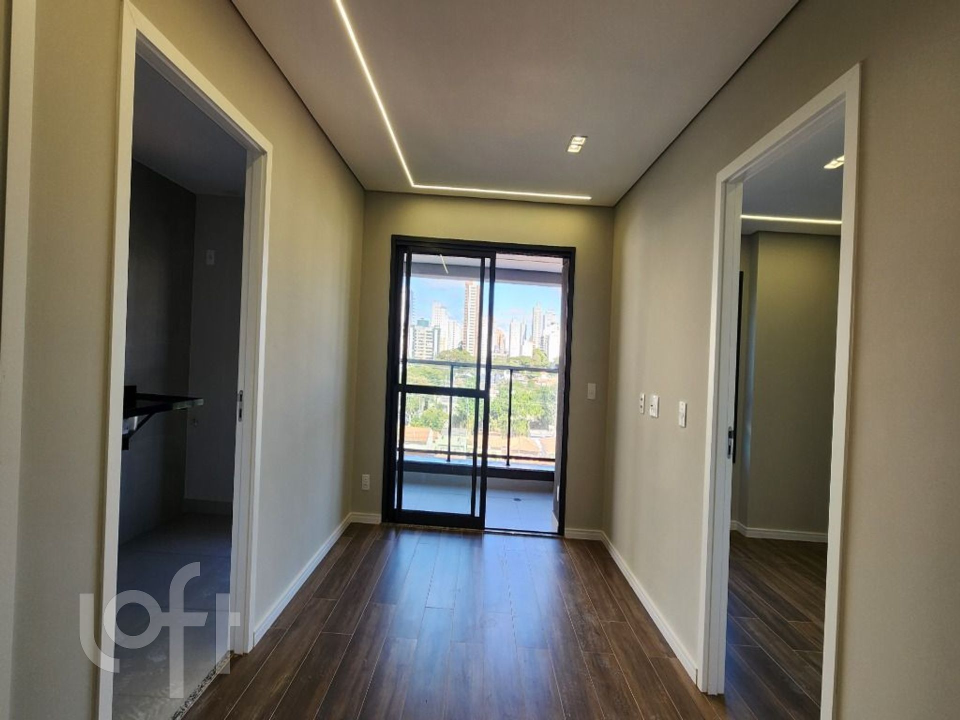 Apartamento à venda com 1 quarto, 38m² - Foto 1