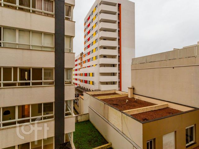 Apartamento com 58m², 2 dormitórios, 1 suíte, Bom Fim em Porto Alegre