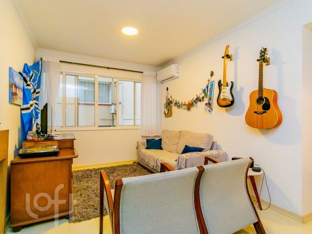 Apartamento com 58m², 2 dormitórios, 1 suíte, Bom Fim em Porto Alegre