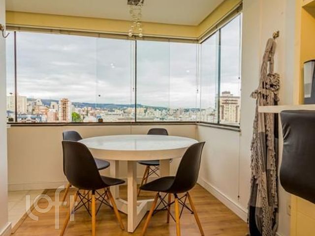 Apartamento com 62m², 2 dormitórios, 1 vaga, Bela Vista em Porto Alegre