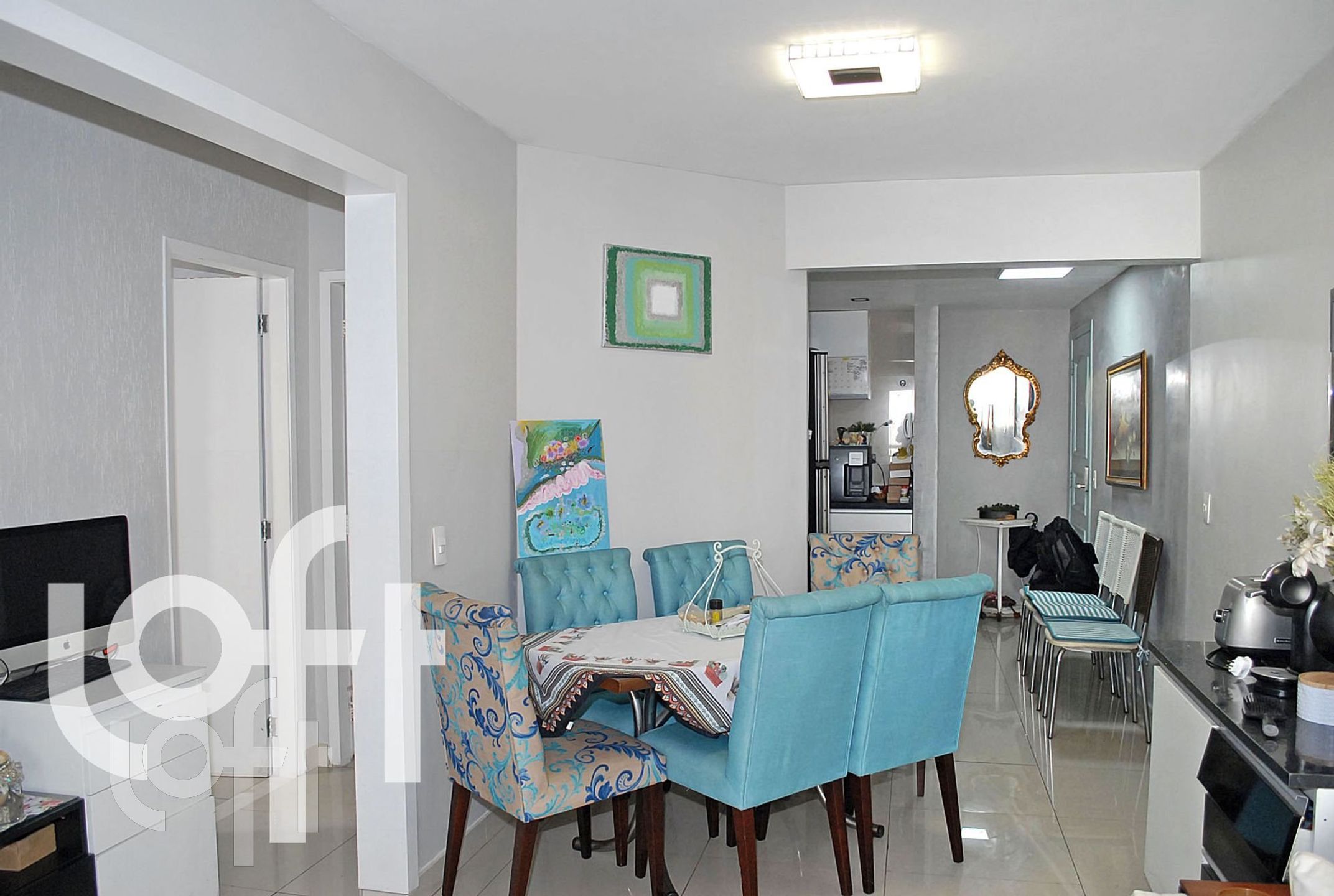 Apartamento à venda com 3 quartos, 80m² - Foto 1