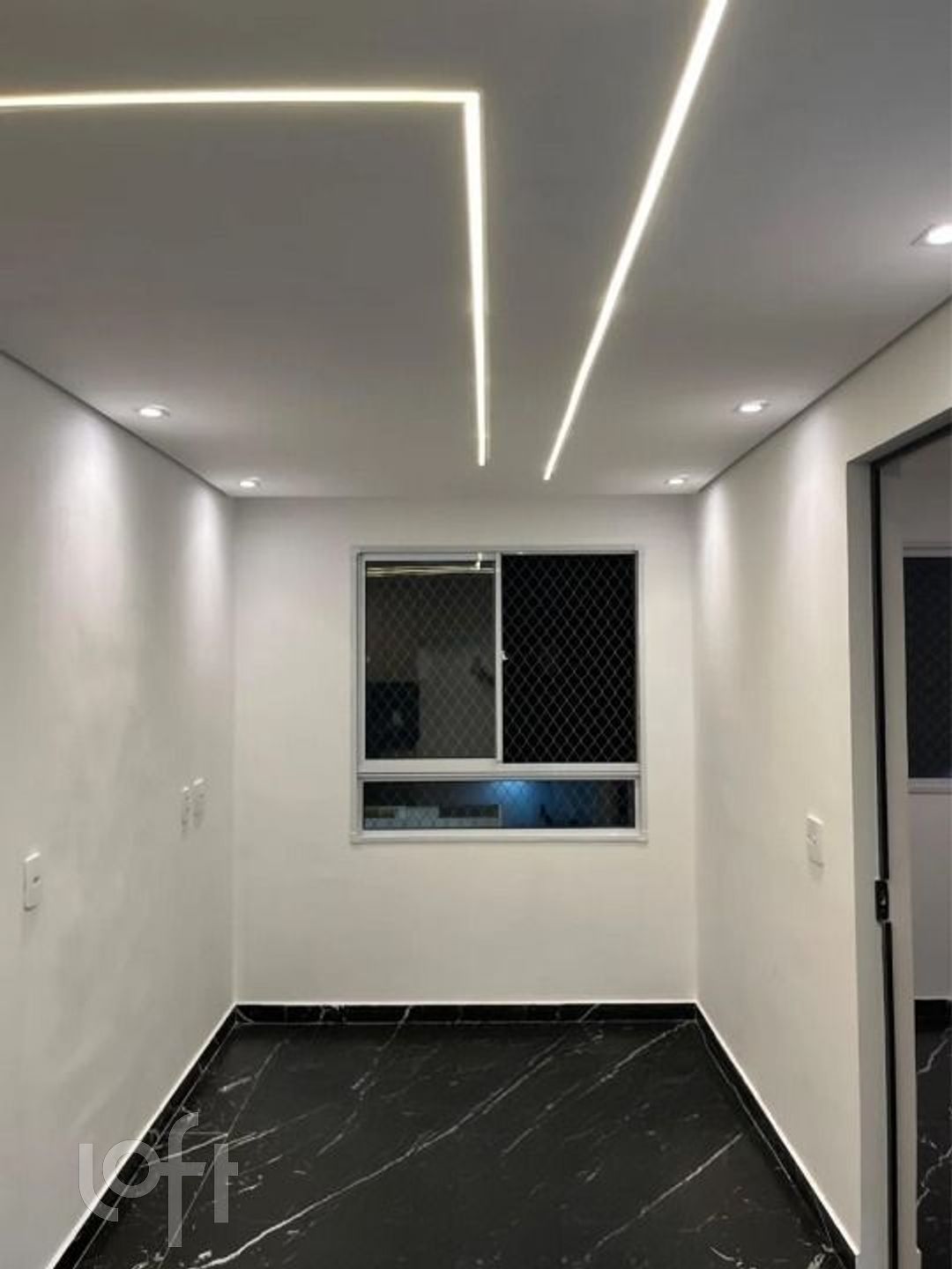 Apartamento à venda em Itapegica com 39 m², 2 quar