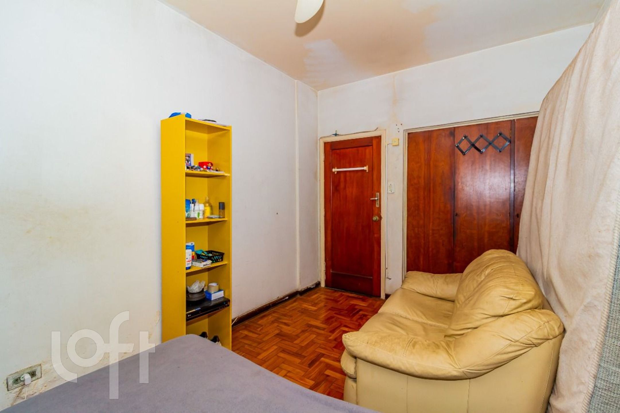 Apartamento à venda com 3 quartos, 140m² - Foto 3