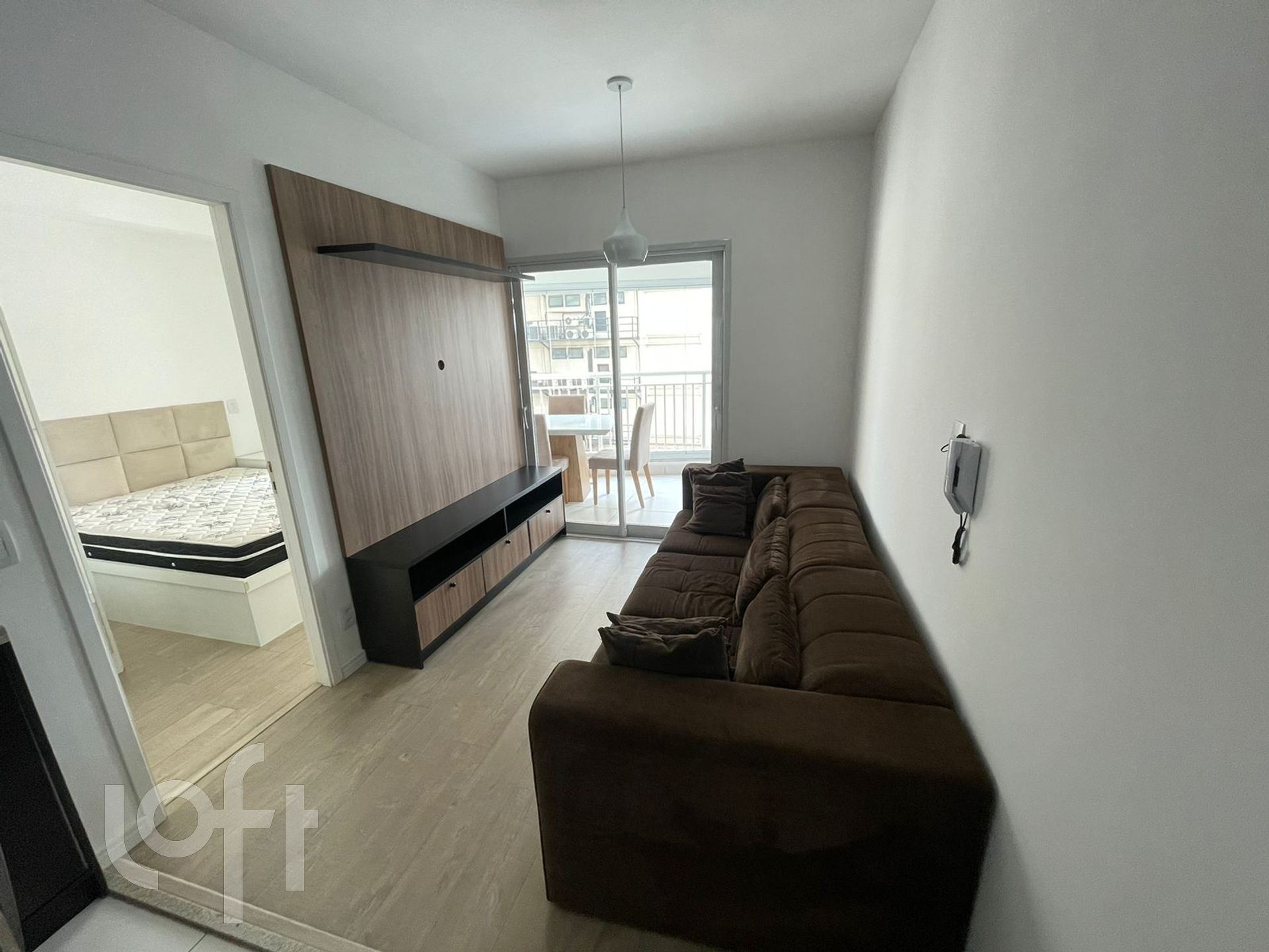 Apartamento à venda com 1 quarto, 33m² - Foto 1