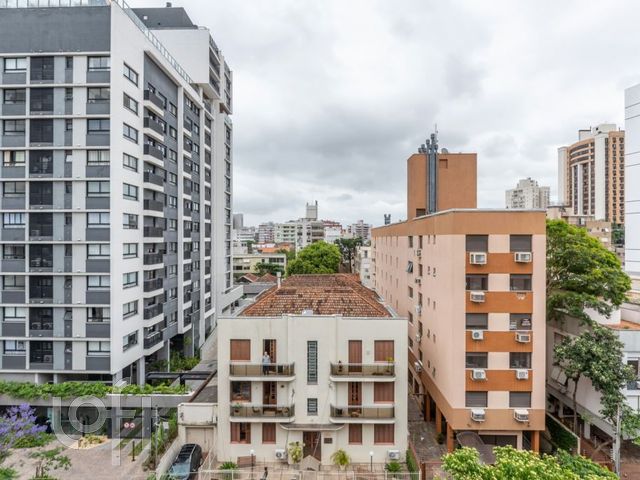 Apartamento com 478m², 4 dormitórios, 1 suíte, 2 vagas, Rio Branco em Porto Alegre
