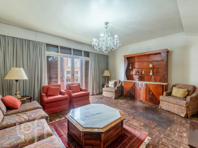 Apartamento com 478m², 4 dormitórios, 1 suíte, 2 vagas, Rio Branco em Porto Alegre