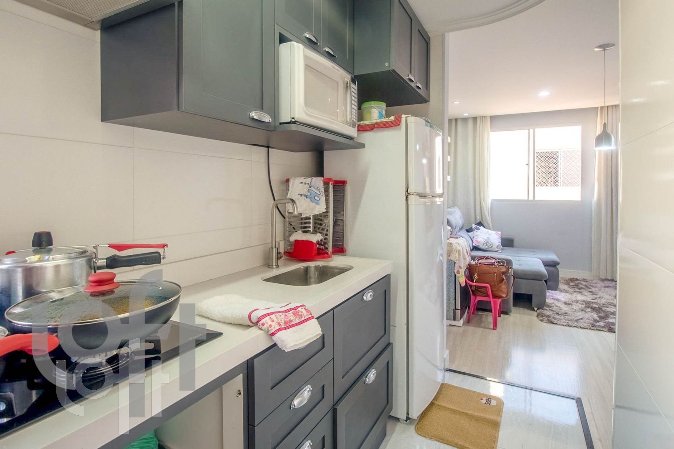 Apartamento à venda com 2 quartos, 38m² - Foto 17