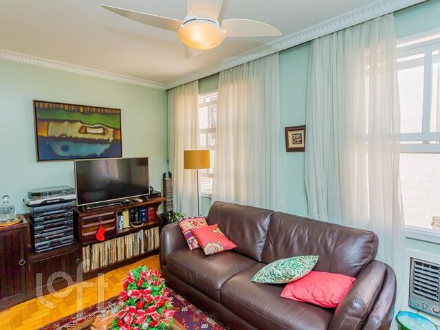 Apartamento com 124m², 4 dormitórios, 1 suíte, 1 vaga, Moinhos de Vento em Porto Alegre