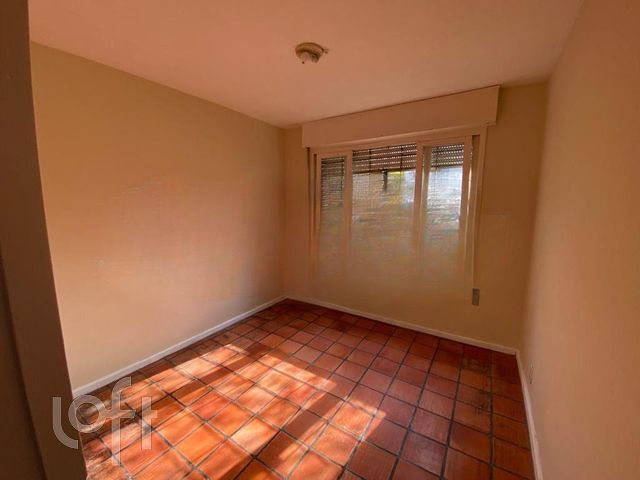 Apartamento com 99m², 3 dormitórios, 1 suíte, Moinhos de Vento em Porto Alegre