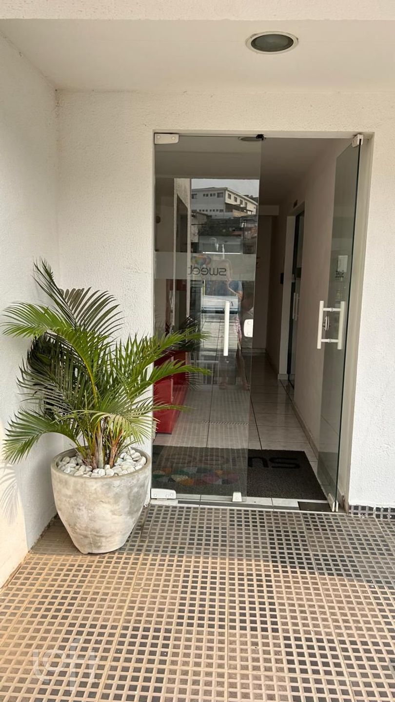 Apartamento à venda com 2 quartos, 55m² - Foto 10