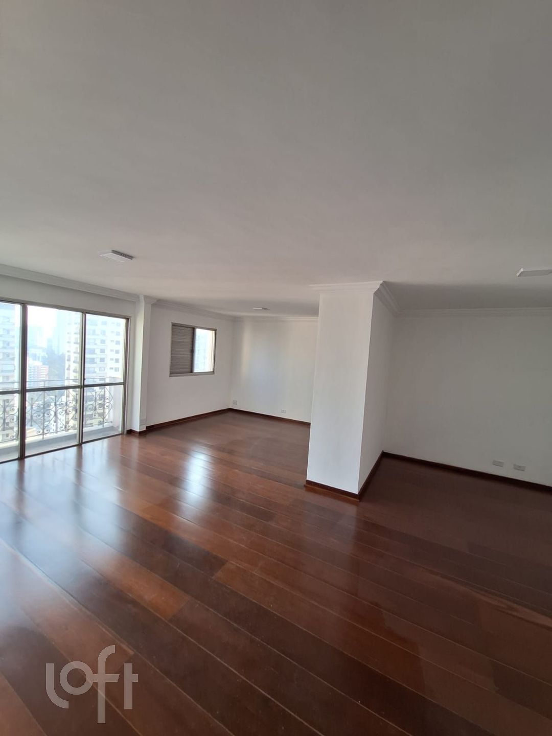 Apartamento à venda com 2 quartos, 102m² - Foto 2