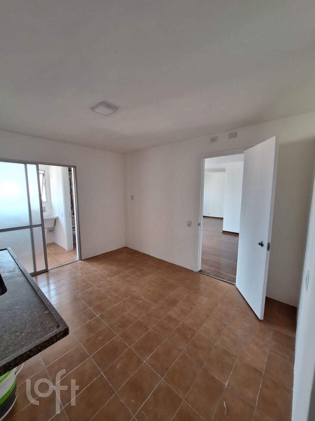 Apartamento à venda com 2 quartos, 102m² - Foto 5