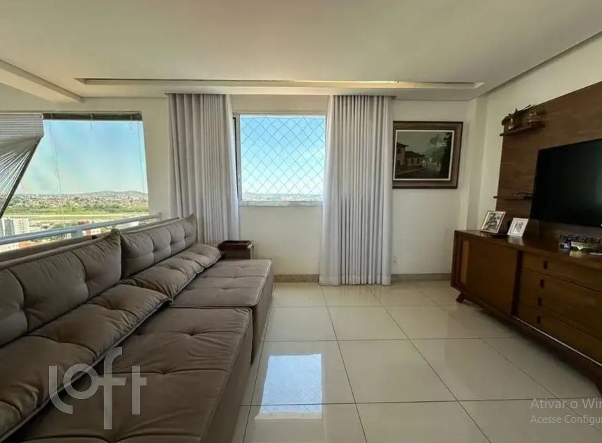 Apartamento à venda com 4 quartos, 254m² - Foto 2