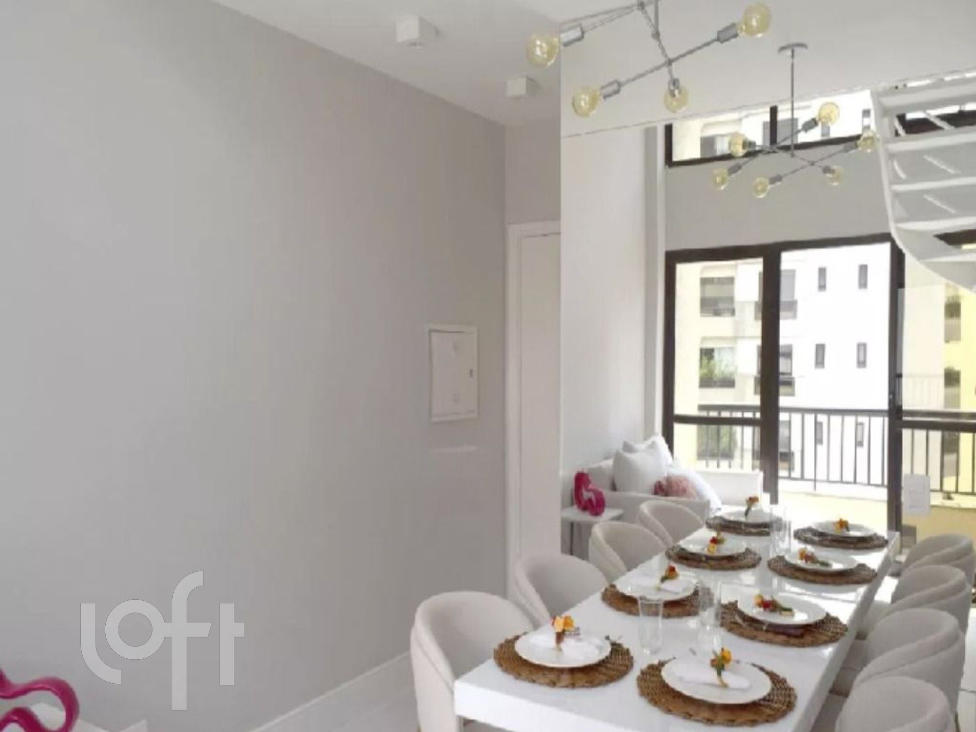 Apartamento à venda com 1 quarto, 37m² - Foto 2