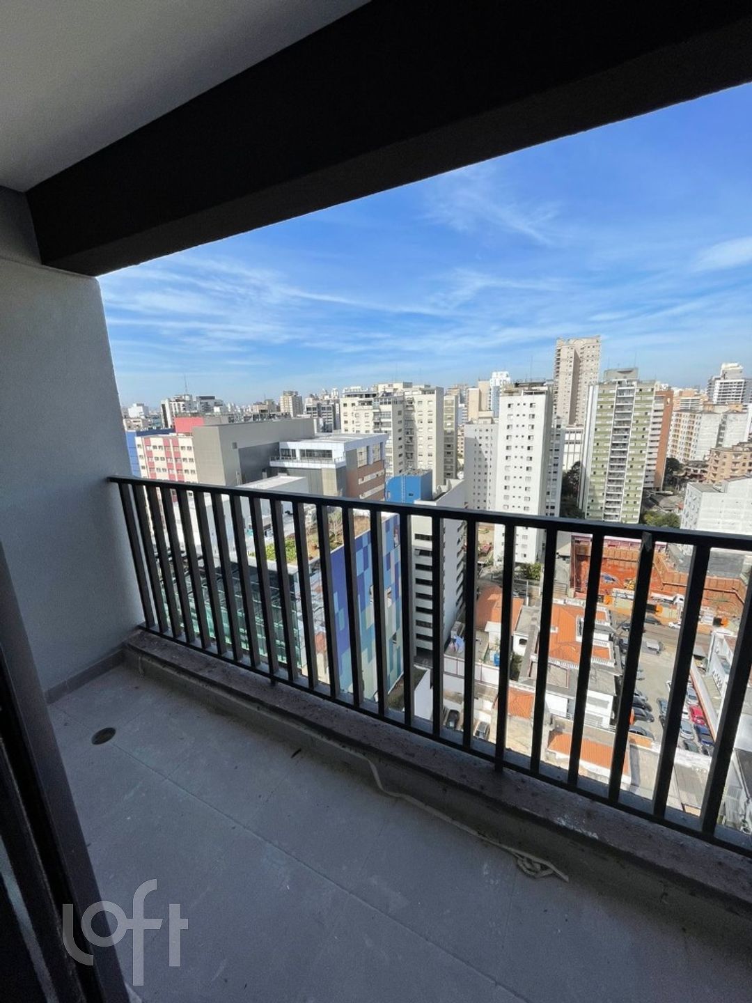 Apartamento à venda com 1 quarto, 27m² - Foto 8