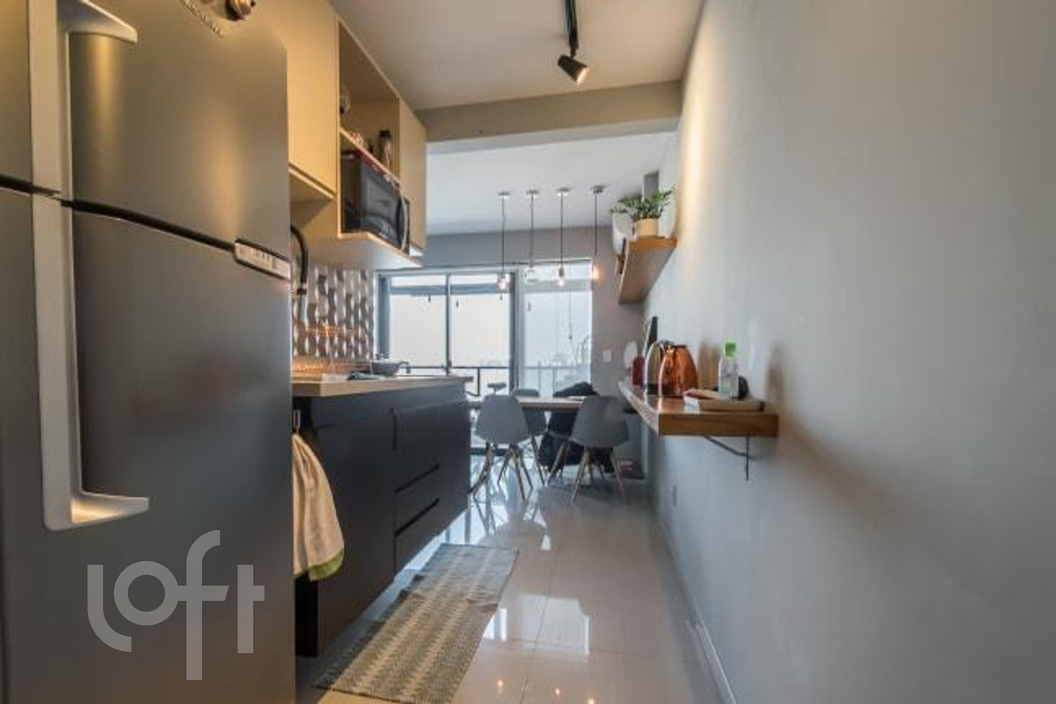 Apartamento à venda com 1 quarto, 60m² - Foto 15