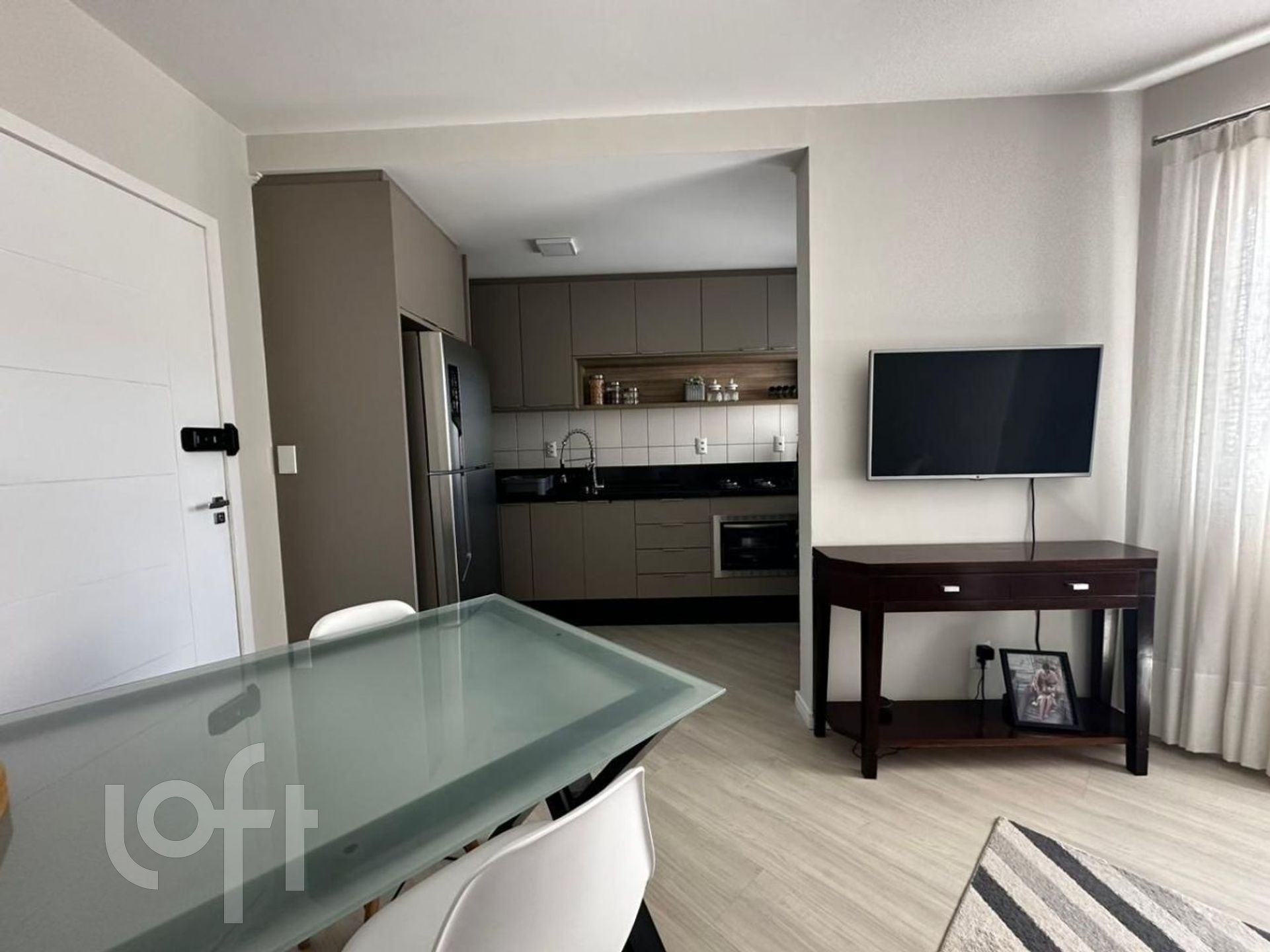 Apartamento à venda em Fazenda Santo Antonio com 46 m², 2 quartos