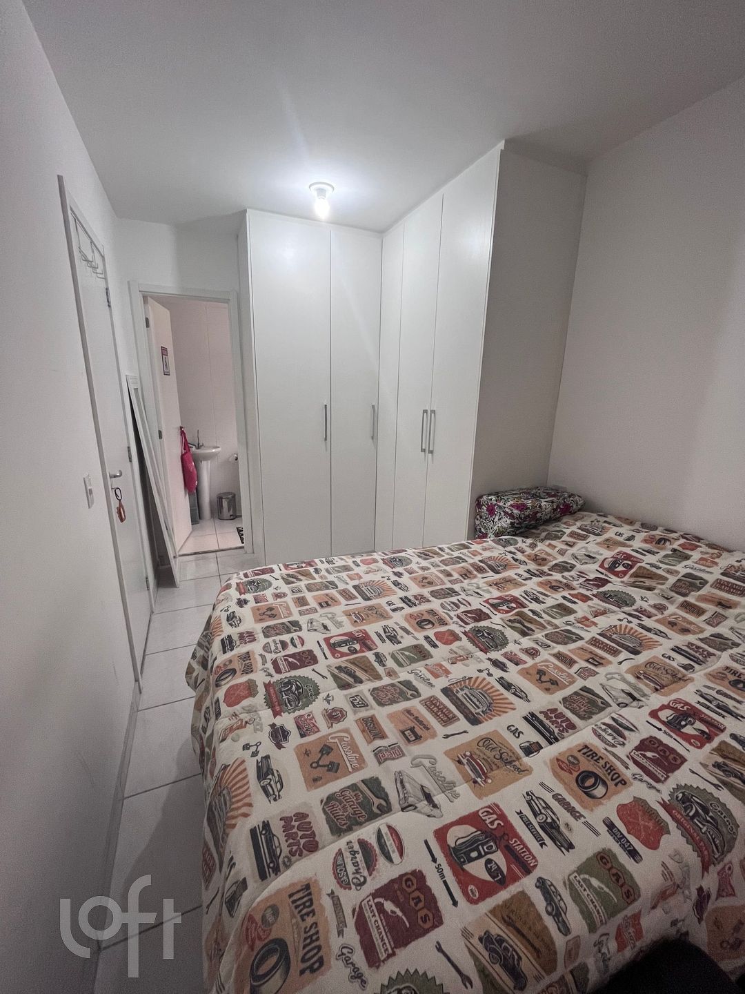 Apartamento à venda com 1 quarto, 29m² - Foto 2