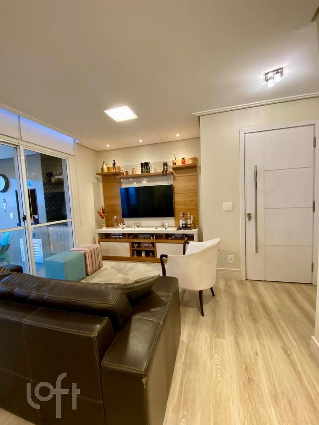 Apartamento à venda com 2 quartos, 91m² - Foto 4