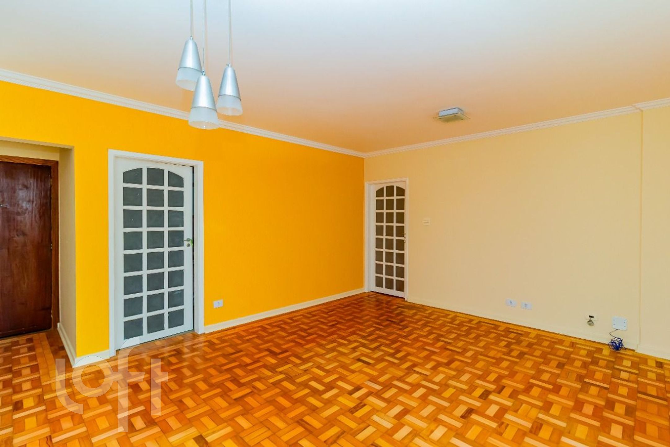 Apartamento à venda com 3 quartos, 115m² - Foto 2