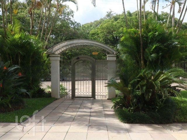 Apartamento com 84m², 2 dormitórios, 1 suíte, 1 vaga, Moinhos de Vento em Porto Alegre