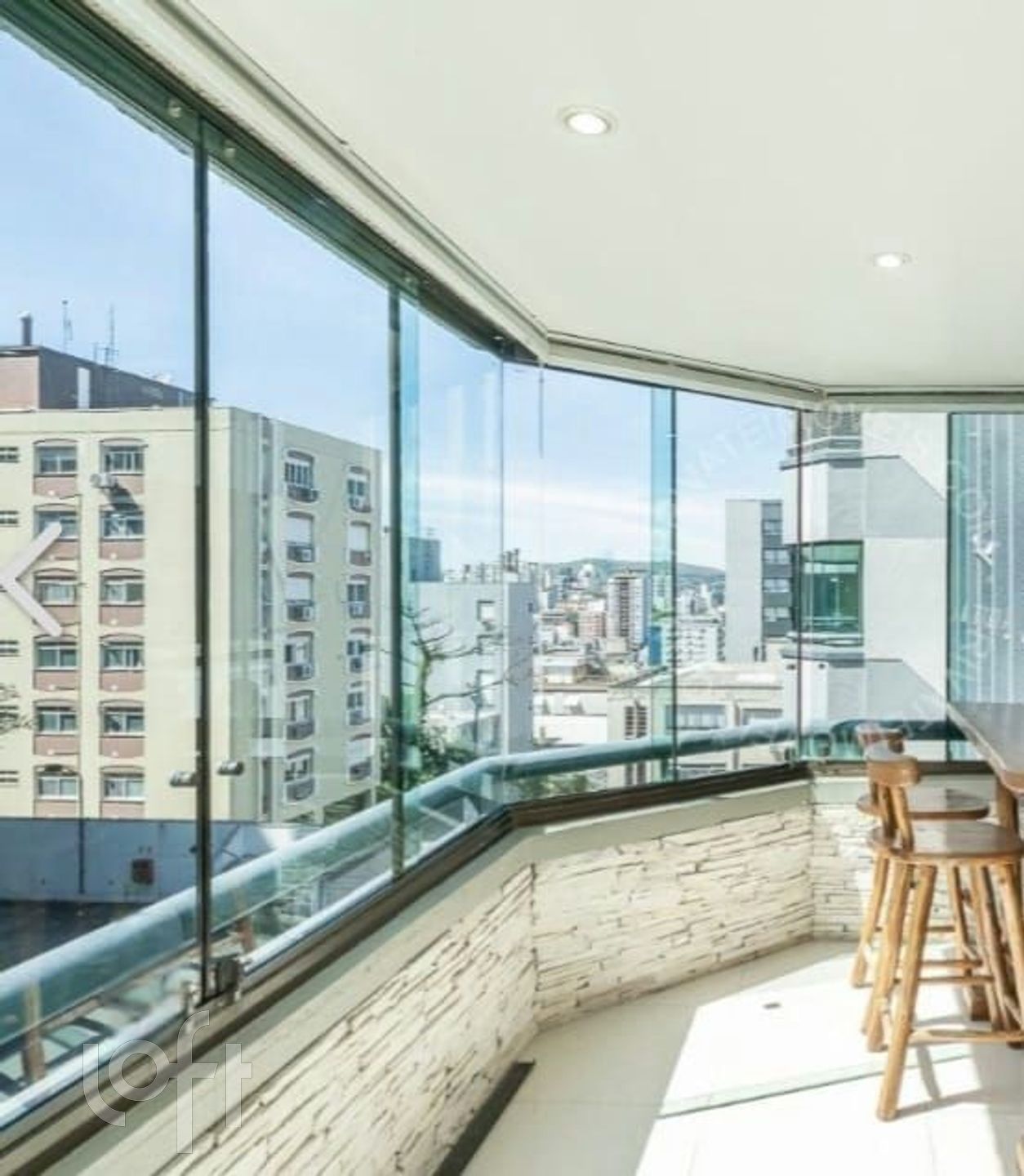 Apartamento com 109m², 2 dormitórios, 1 suíte, 2 vagas, Bela Vista em Porto Alegre