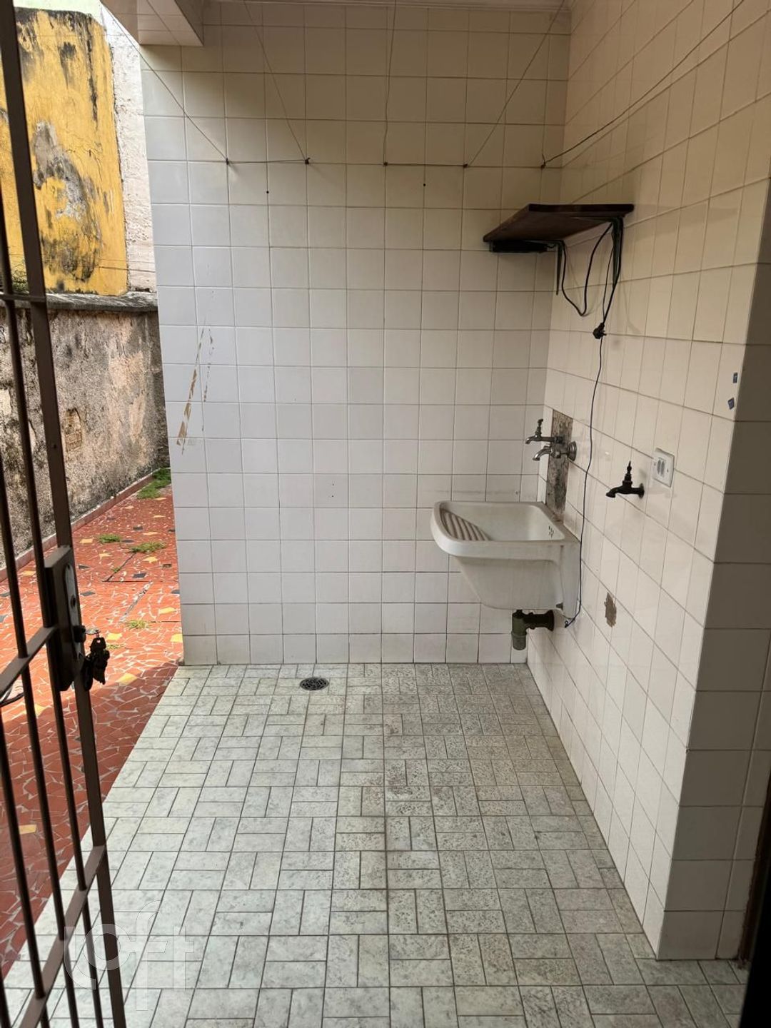 Imagem da propriedade PU1szl577 4