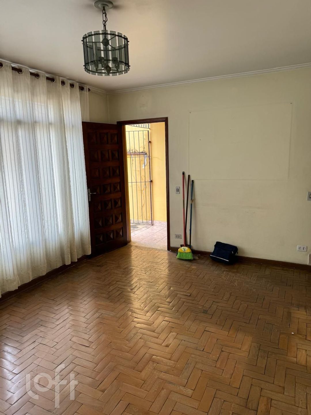 Apartamento à venda em Vila Penteado com 168 m², 2