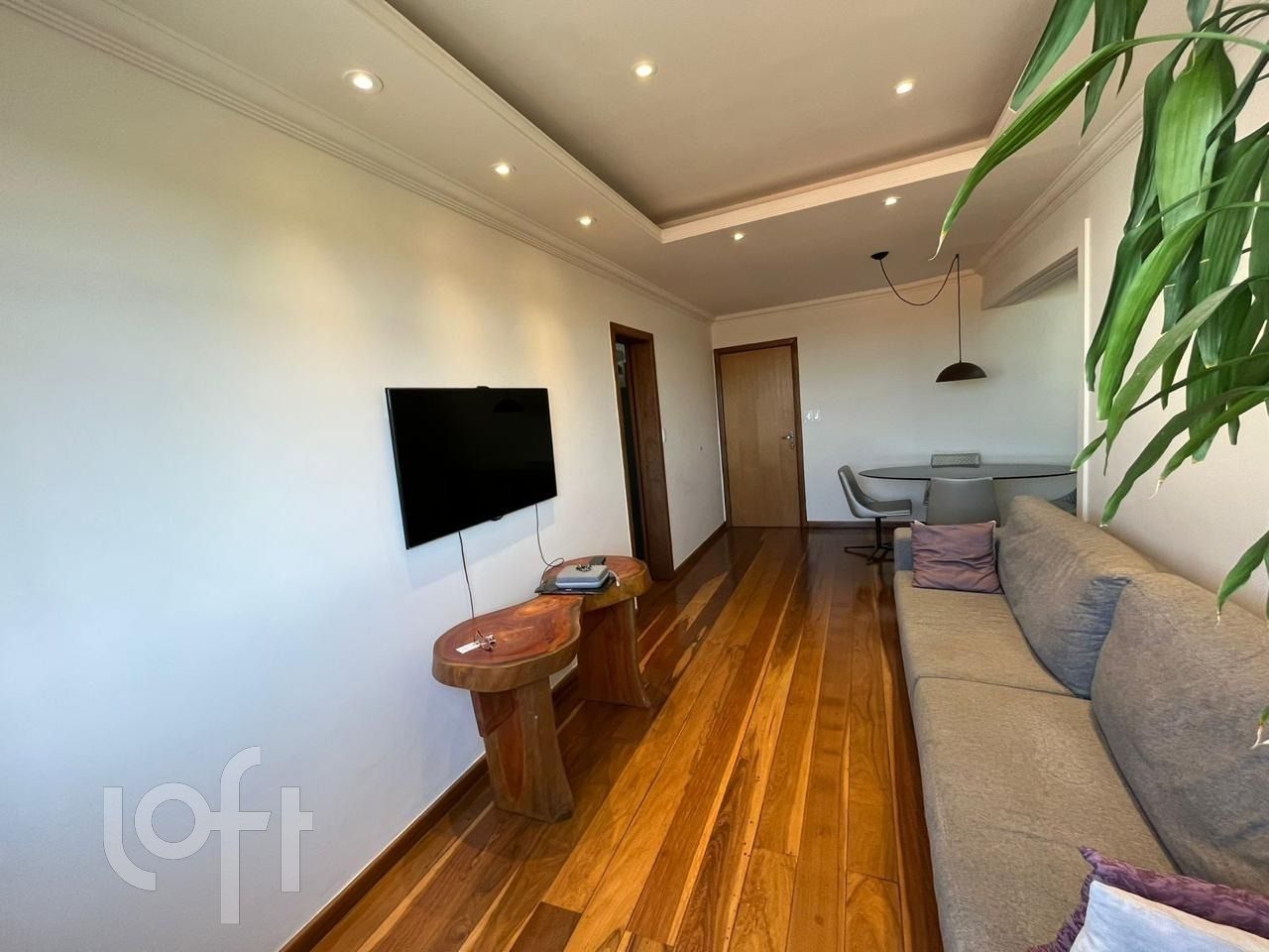 Apartamento à venda com 3 quartos, 87m² - Foto 2