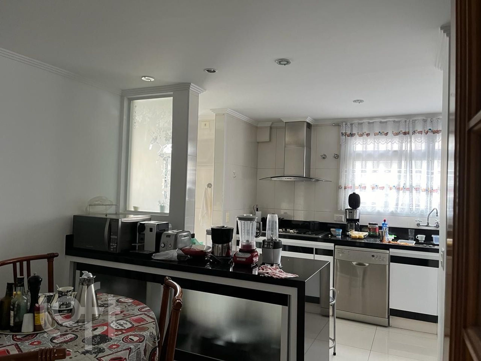 Apartamento à venda com 3 quartos, 215m² - Foto 11