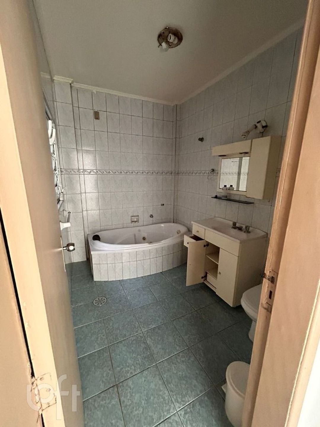 Apartamento à venda com 2 quartos, 117m² - Foto 28