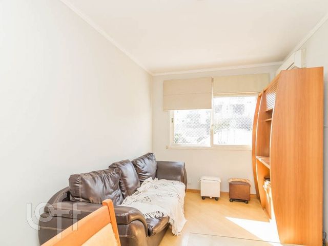 Apartamento com 65m², 2 dormitórios, 2 vagas, Jardim Botânico em Porto Alegre