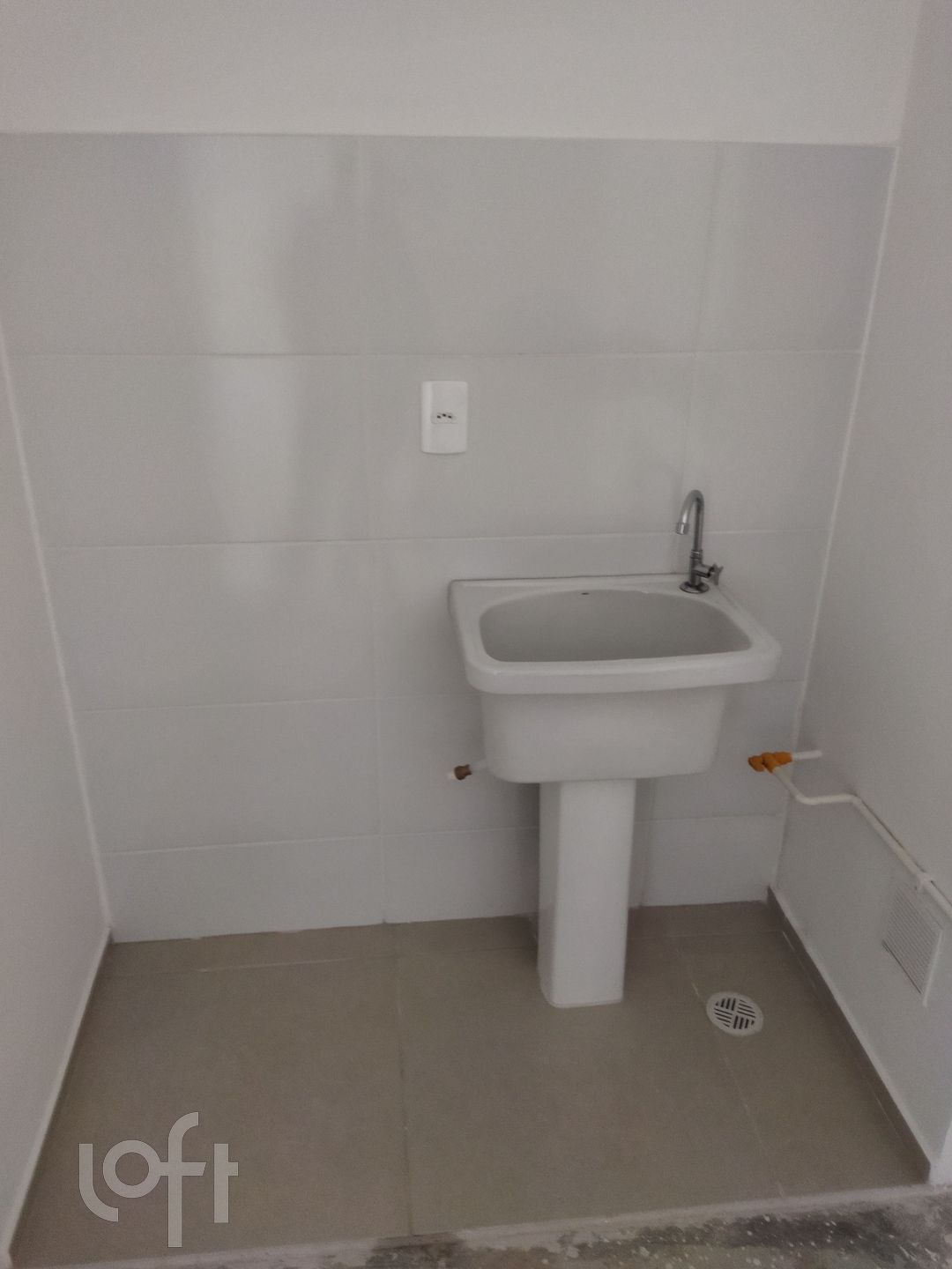 Apartamento à venda com 2 quartos, 37m² - Foto 4