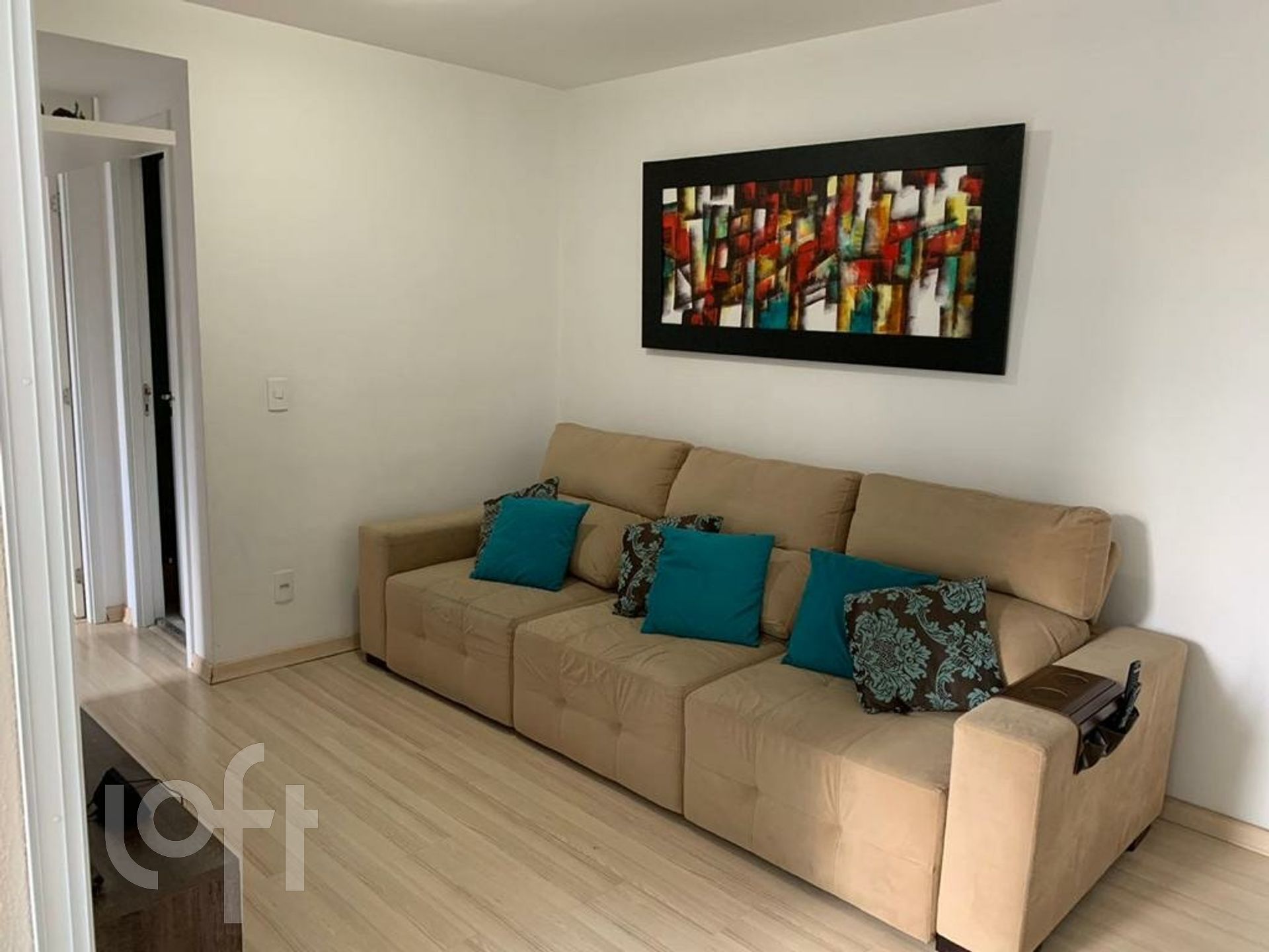 Apartamento à venda com 2 quartos, 65m² - Foto 2