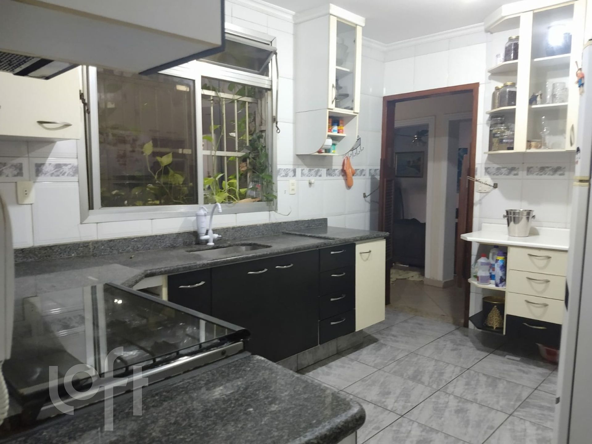 Casa à venda com 3 quartos, 200m² - Foto 2